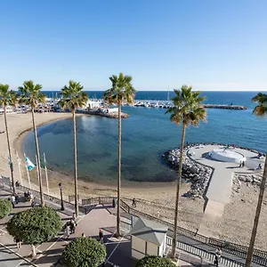 Appartement Beachfront With Stunning Sea Views Spanje